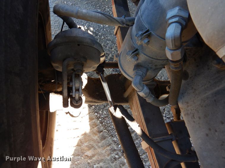 image for item KF9470 2005 Sterling L8500  sewer jetter truck