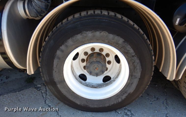 image for item KF9470 2005 Sterling L8500  sewer jetter truck