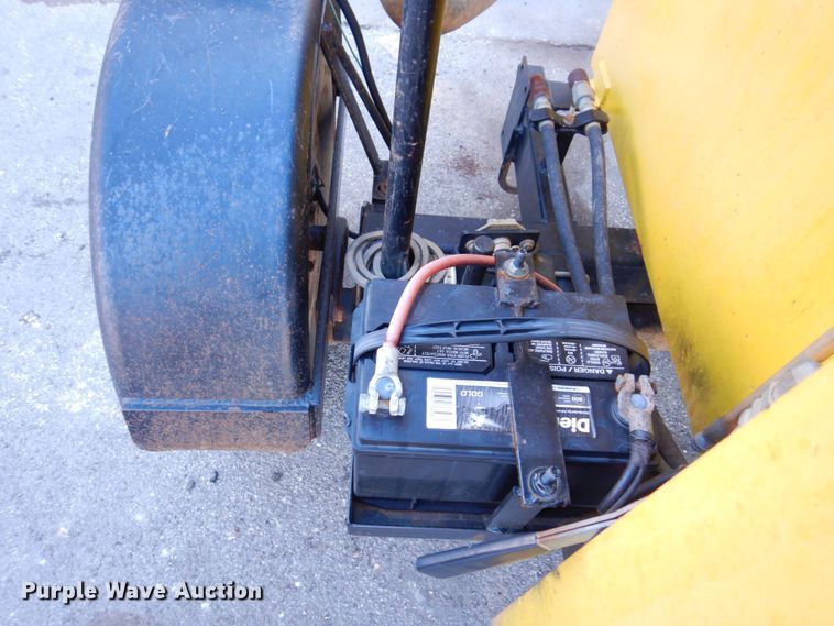 image for item KF9483 2005 Hurco SDVV150G  vacuum excavator