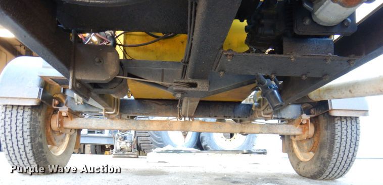 image for item KF9483 2005 Hurco SDVV150G  vacuum excavator