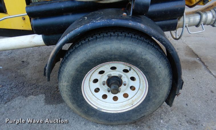 image for item KF9483 2005 Hurco SDVV150G  vacuum excavator