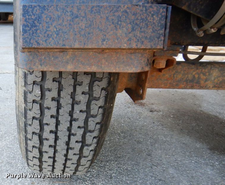 image for item KF9483 2005 Hurco SDVV150G  vacuum excavator