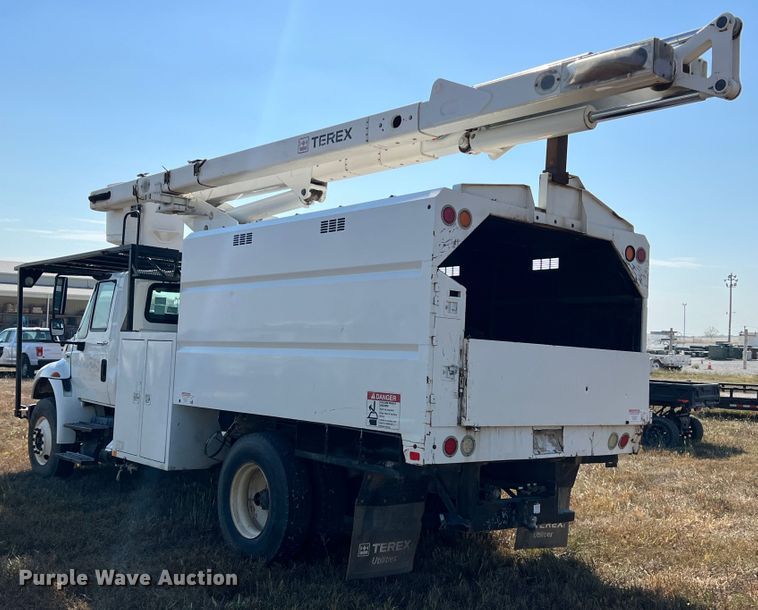 image for item KF9903 2012 International 4400  forestry bucket truck