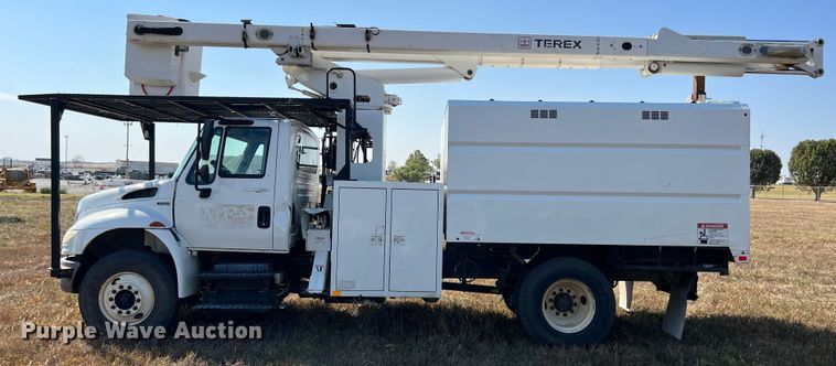 image for item KF9903 2012 International 4400  forestry bucket truck