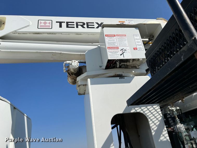 image for item KF9903 2012 International 4400  forestry bucket truck