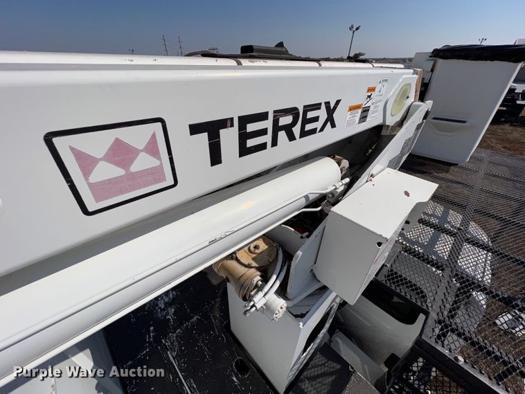 image for item KF9903 2012 International 4400  forestry bucket truck