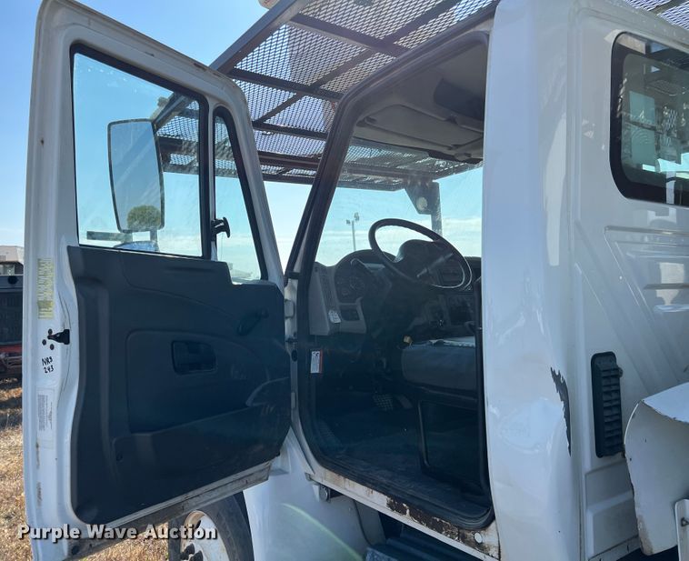 image for item KF9903 2012 International 4400  forestry bucket truck