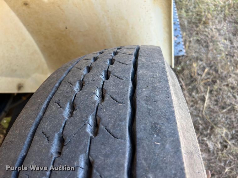 image for item KF9903 2012 International 4400  forestry bucket truck