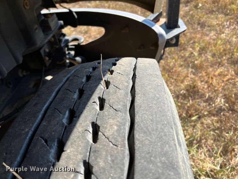 image for item KF9903 2012 International 4400  forestry bucket truck