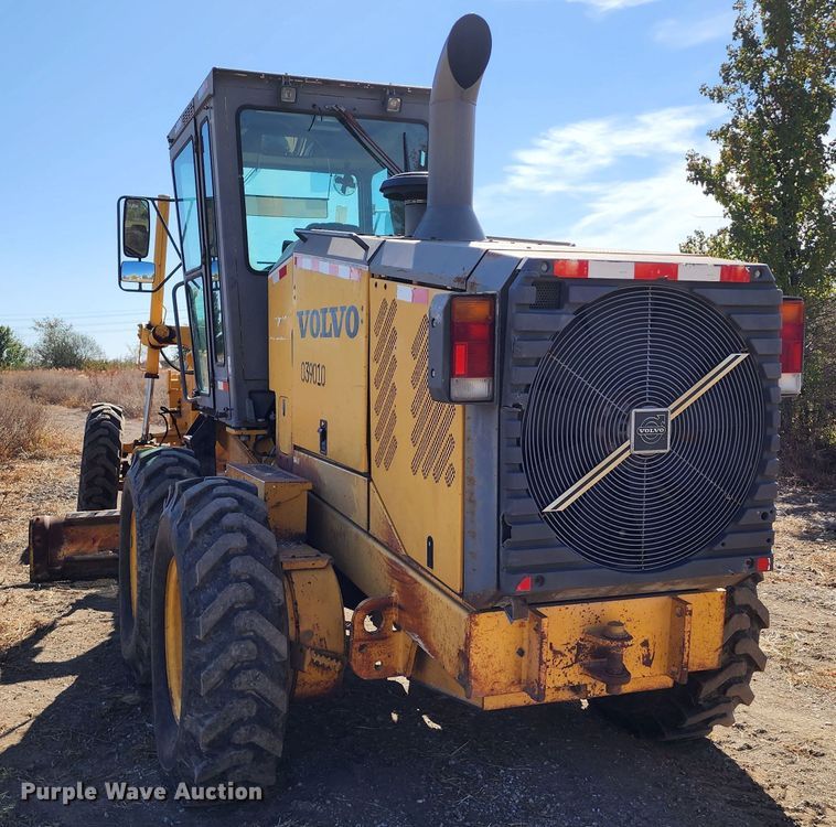 image for item KH9164 2003 Volvo G710B  motor grader