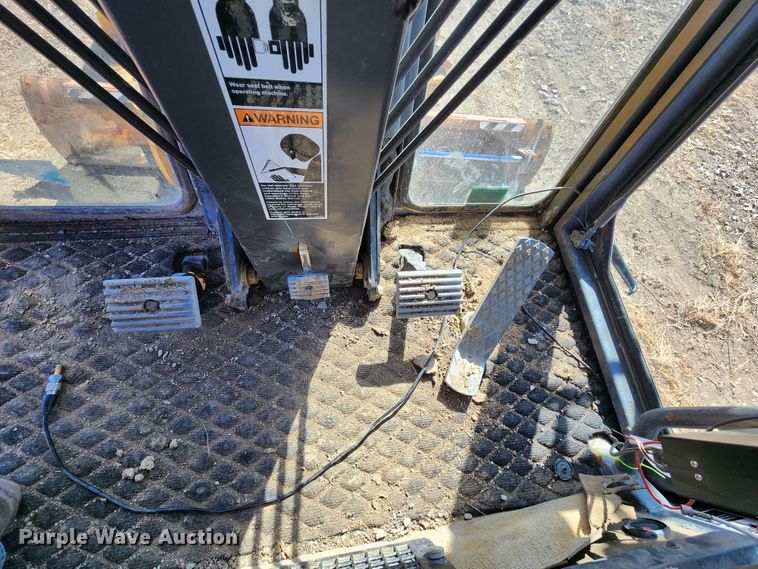 image for item KH9164 2003 Volvo G710B  motor grader