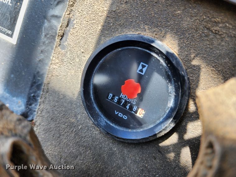 image for item KH9164 2003 Volvo G710B  motor grader