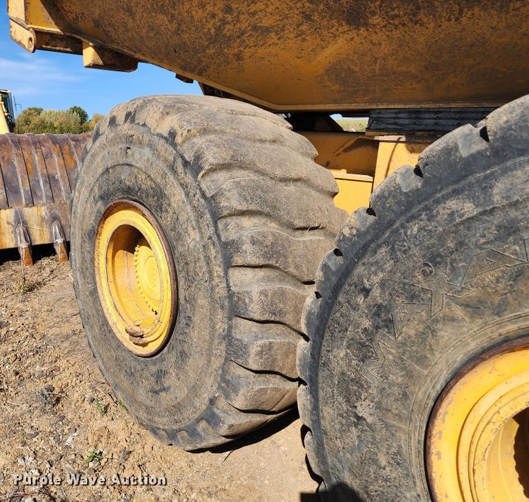 image for item KH9165 2007 Volvo A40D  haul truck