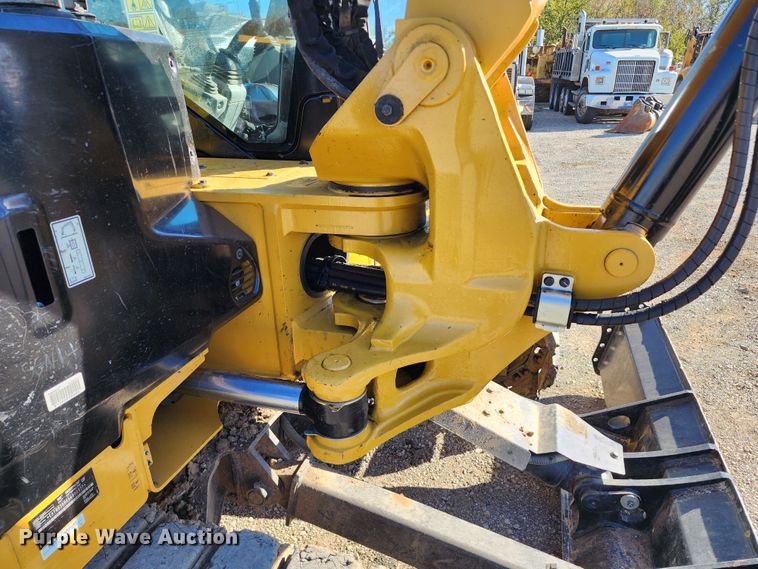 image for item KH9169 2019 Caterpillar 308CR  mini excavator