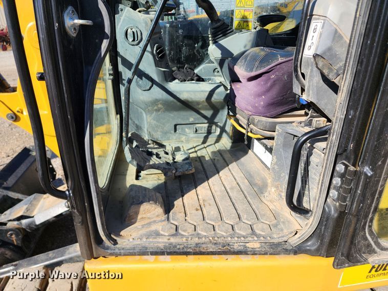 image for item KH9169 2019 Caterpillar 308CR  mini excavator