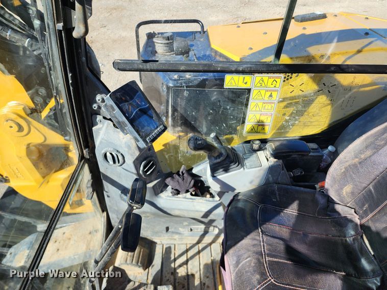 image for item KH9169 2019 Caterpillar 308CR  mini excavator