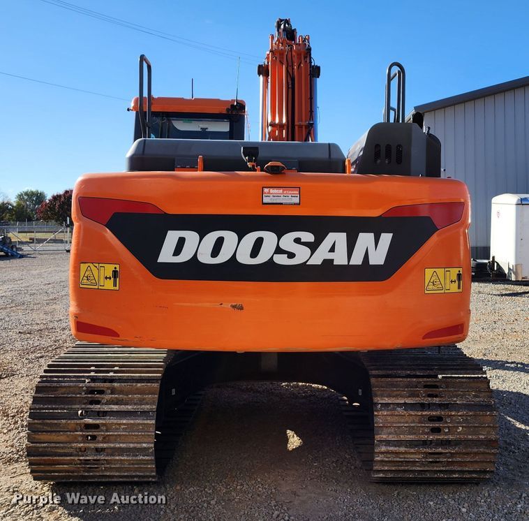 image for item KH9183 2018 Doosan DX180LC-5  excavator