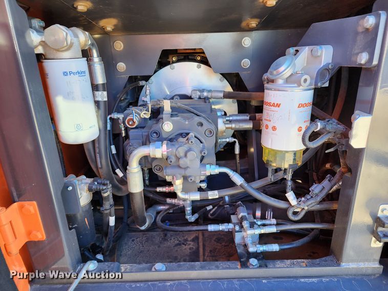 image for item KH9183 2018 Doosan DX180LC-5  excavator