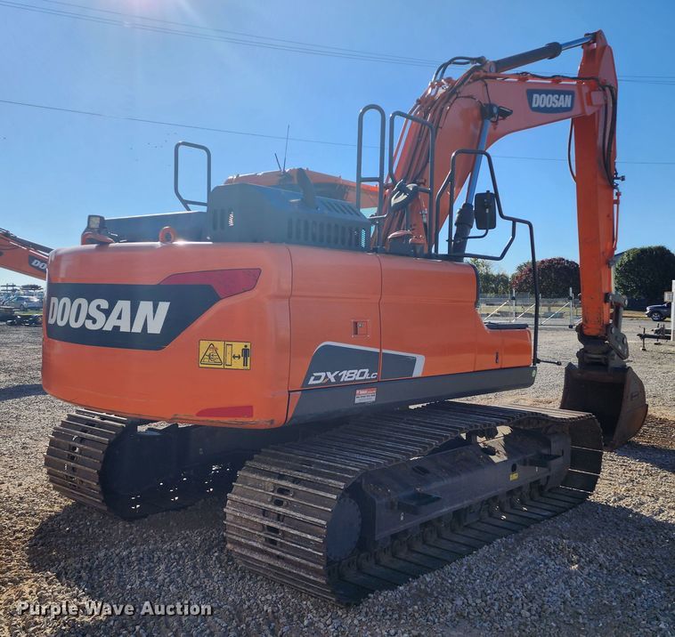 image for item KH9184 2018 Doosan DX180LC-5  excavator
