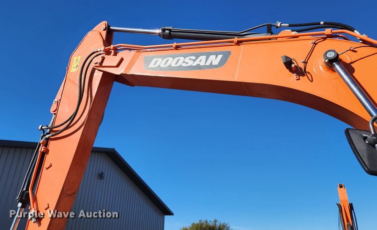 image for item KH9184 2018 Doosan DX180LC-5  excavator