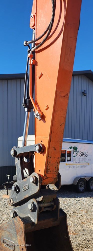 image for item KH9184 2018 Doosan DX180LC-5  excavator