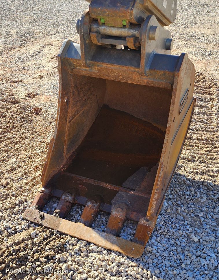 image for item KH9184 2018 Doosan DX180LC-5  excavator