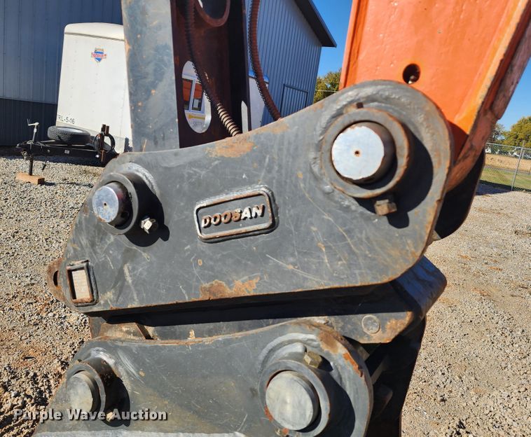 image for item KH9184 2018 Doosan DX180LC-5  excavator