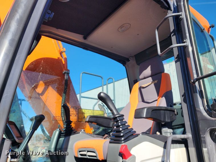 image for item KH9184 2018 Doosan DX180LC-5  excavator