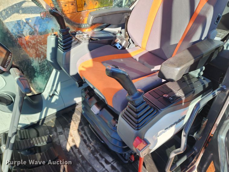 image for item KH9184 2018 Doosan DX180LC-5  excavator