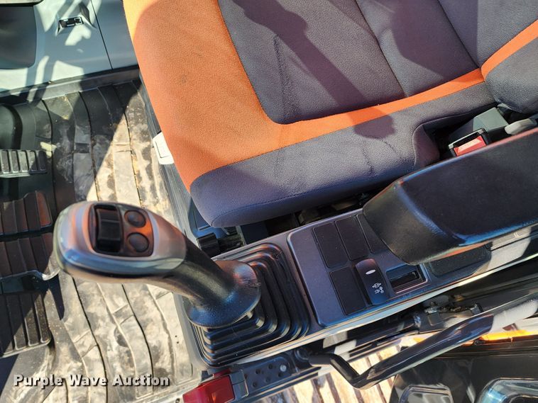 image for item KH9184 2018 Doosan DX180LC-5  excavator