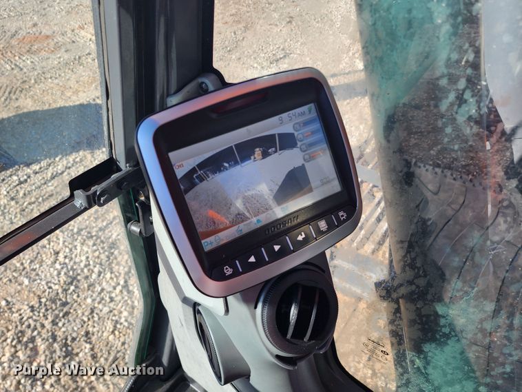 image for item KH9184 2018 Doosan DX180LC-5  excavator