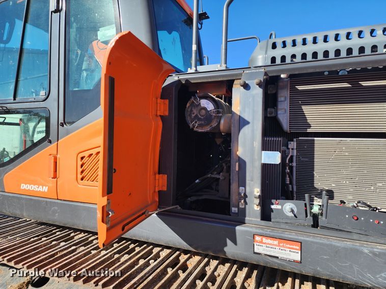 image for item KH9184 2018 Doosan DX180LC-5  excavator