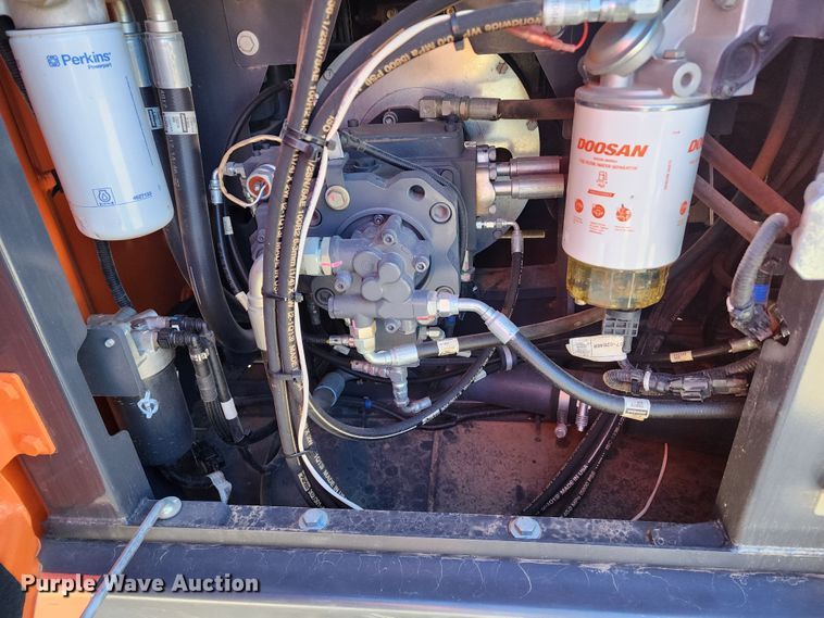 image for item KH9184 2018 Doosan DX180LC-5  excavator