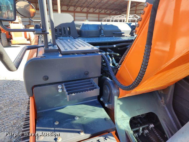 image for item KH9184 2018 Doosan DX180LC-5  excavator