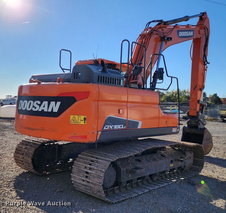 image for item KH9185 2018 Doosan DX180LC-5  excavator