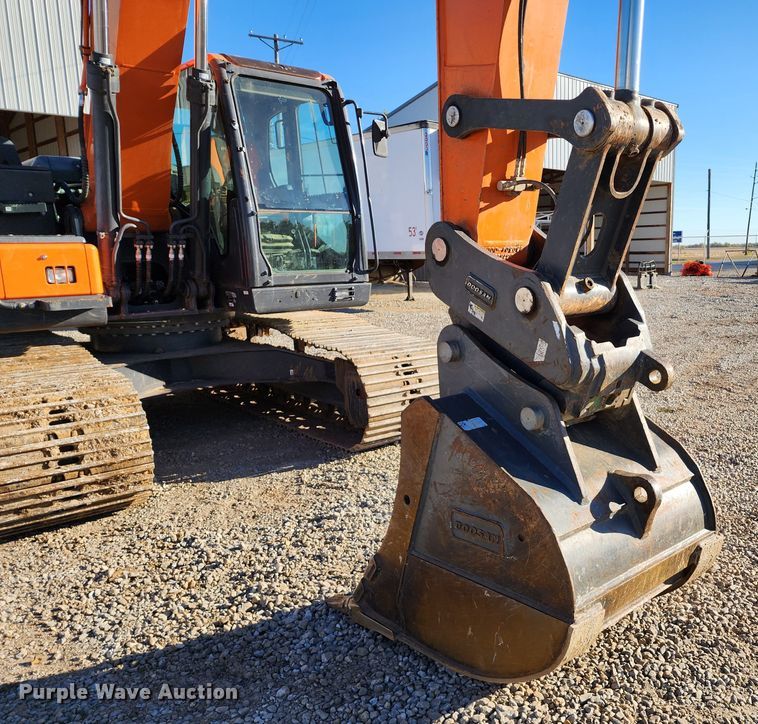 image for item KH9185 2018 Doosan DX180LC-5  excavator
