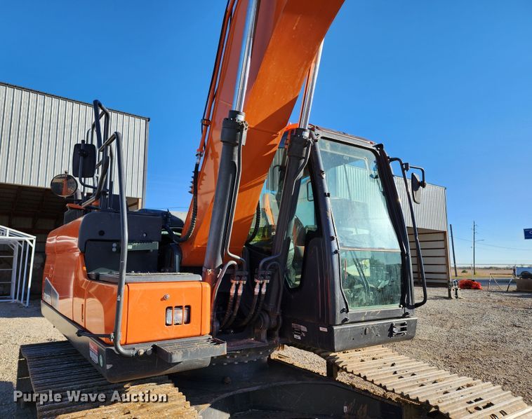image for item KH9185 2018 Doosan DX180LC-5  excavator