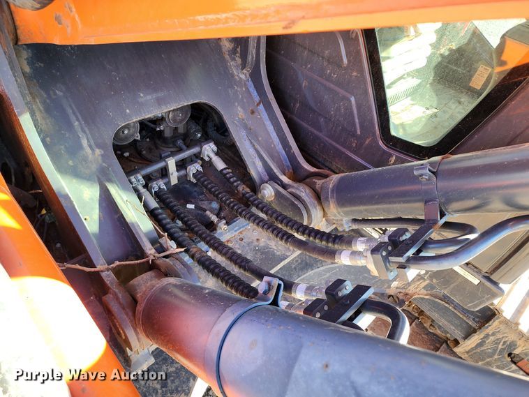 image for item KH9185 2018 Doosan DX180LC-5  excavator