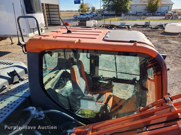 image for item KH9185 2018 Doosan DX180LC-5  excavator