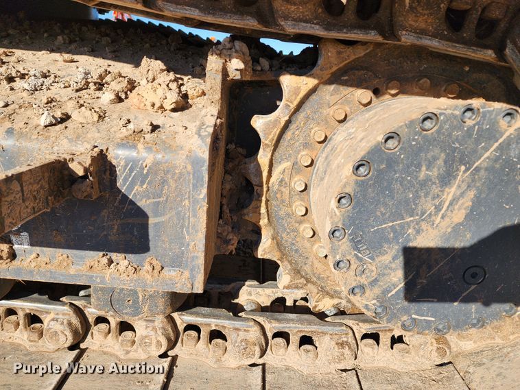 image for item KH9185 2018 Doosan DX180LC-5  excavator