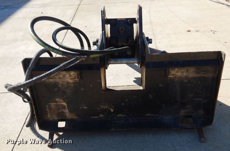 image for item KO9823 Bobcat 2560  skid steer breaker