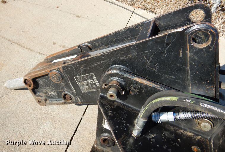 image for item KO9823 Bobcat 2560  skid steer breaker