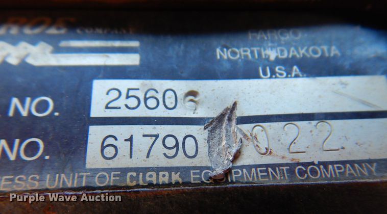 image for item KO9823 Bobcat 2560  skid steer breaker