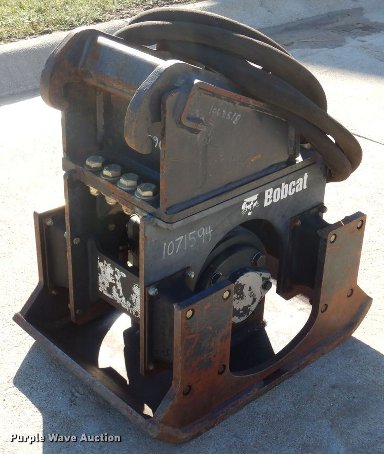 image for item KO9824 2013 Bobcat PCF34  plate compactor