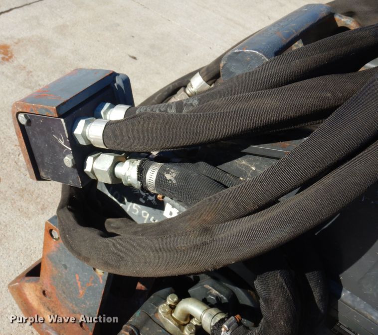 image for item KO9824 2013 Bobcat PCF34  plate compactor