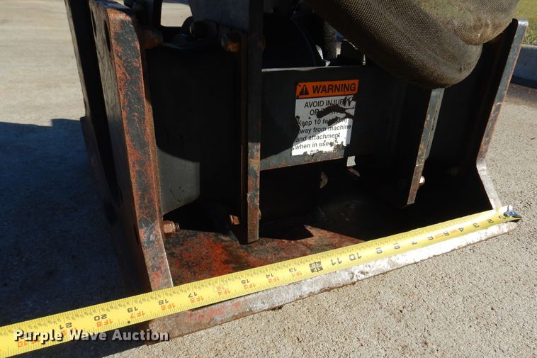 image for item KO9824 2013 Bobcat PCF34  plate compactor