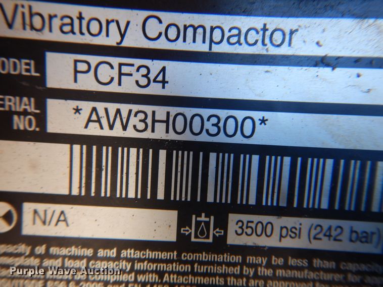 image for item KO9824 2013 Bobcat PCF34  plate compactor