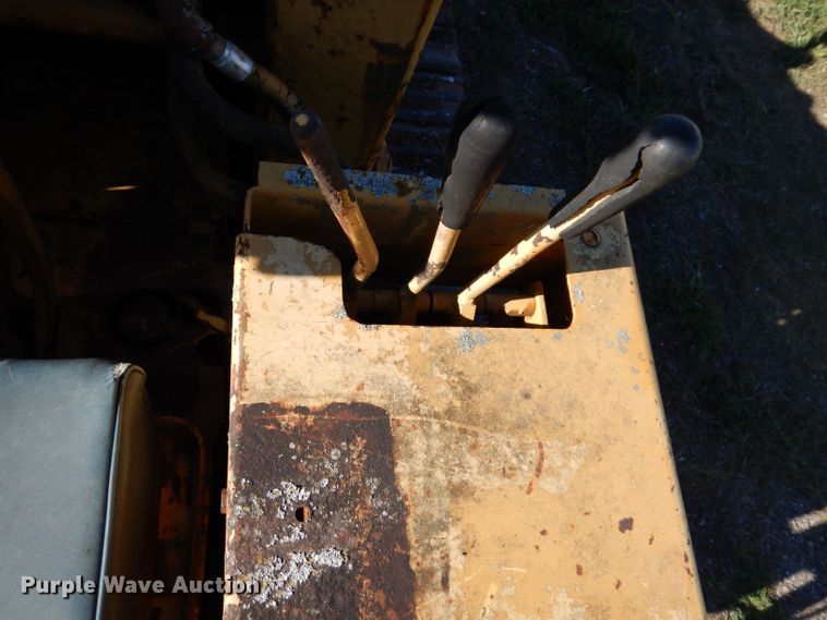 image for item KP9297 Allis Chalmers HD4  track loader