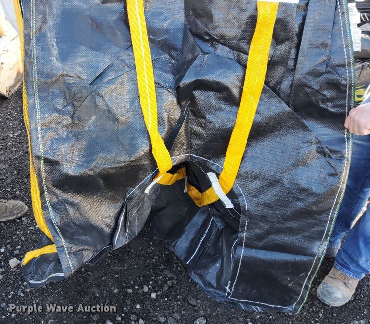 image for item KT9615 Approximately 200 PipeSak QF2024 geotextile pipeline weights