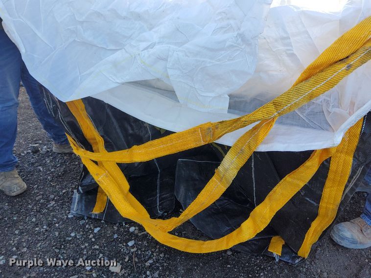 image for item KT9615 Approximately 200 PipeSak QF2024 geotextile pipeline weights